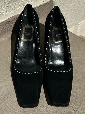 Christian Dior Black Suede Women's Pumps with Contrast Stitching